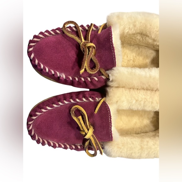 L.L. Bean Wicked Good Moccasins - Picture 3 of 11